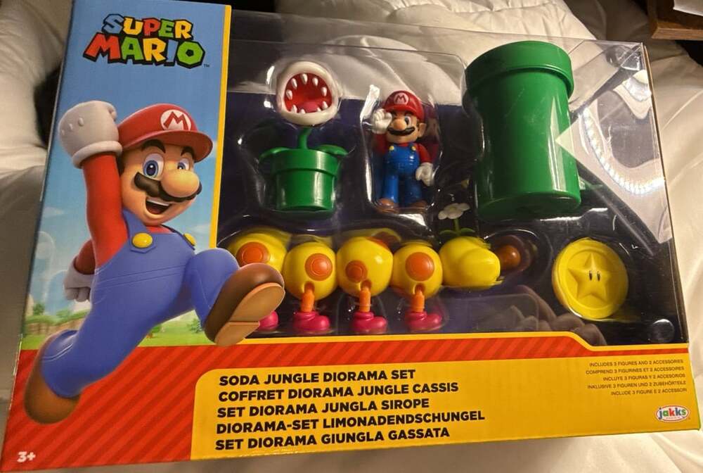 Jakks Pacific Super Mario Soda Jungle Diorama Set 3 Figures 2 Accessories